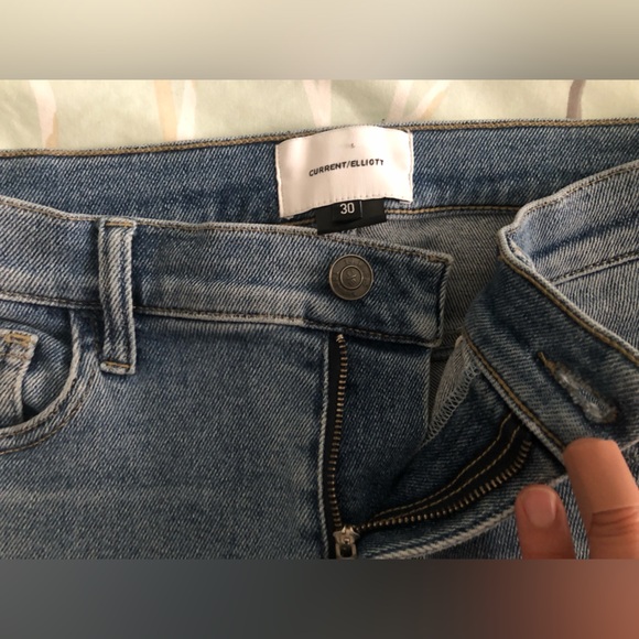 Current Elliott Cropped Jeans - Picture 10 of 13